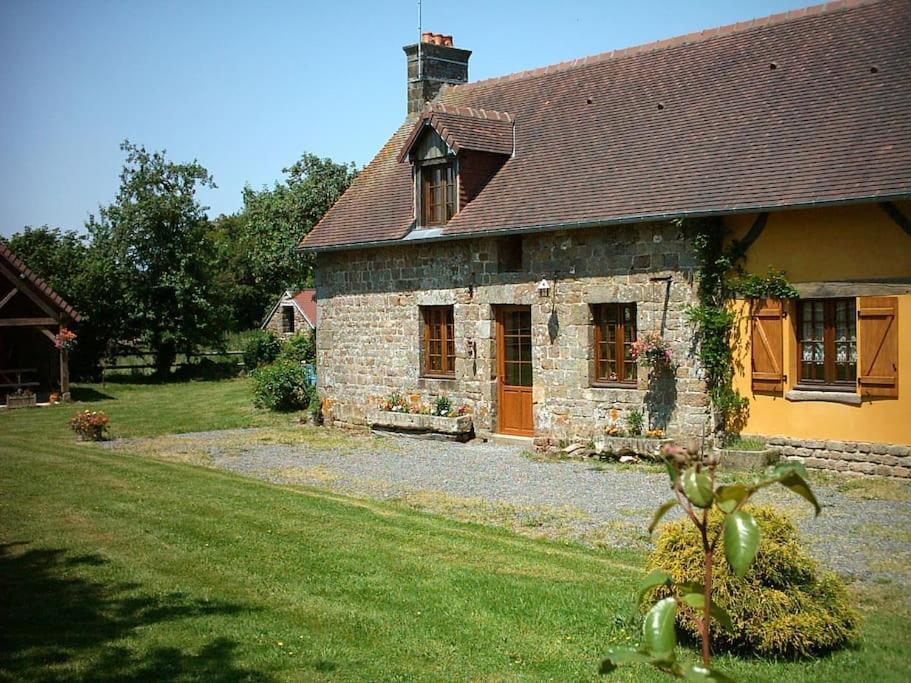 Gite : La Cochetiere : Ancienne Ferme 18Eme Villa Le Grais Exterior photo